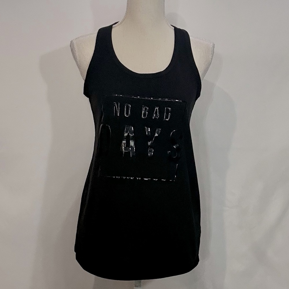 Tops/T-Shirts/Tanks👚 - 2 for $15 or 3 for $20 (Mix & Match)
